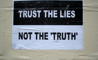 24233_fly_poster_graffiti_trust_the_lies